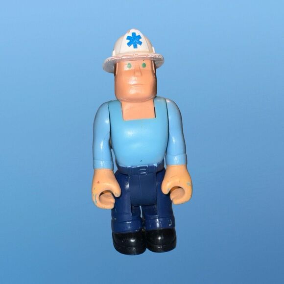 Vintage 1979 Fisher Price EMT Ambulance HUSKY HELPERS Action Figure Workers A20 - Picture 7 of 8